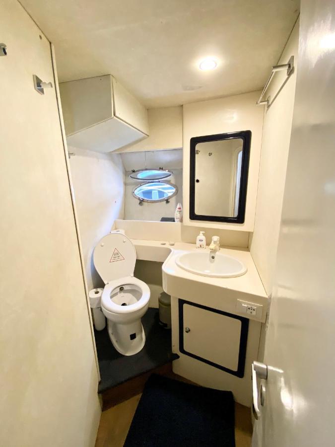 Panaby Houseboat Hotel ปาแลร์โม ภายนอก รูปภาพ